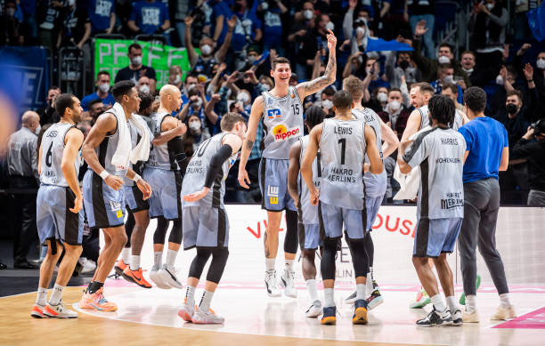 保持冷静 保持冷静