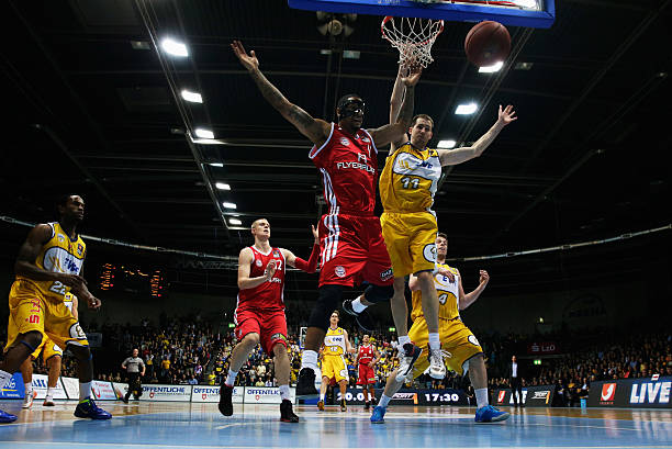 随着赛季的 随着赛季的